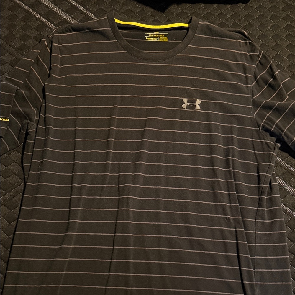 Under Armour Black Athletic Crewneck Tee with Gray Pinstripes